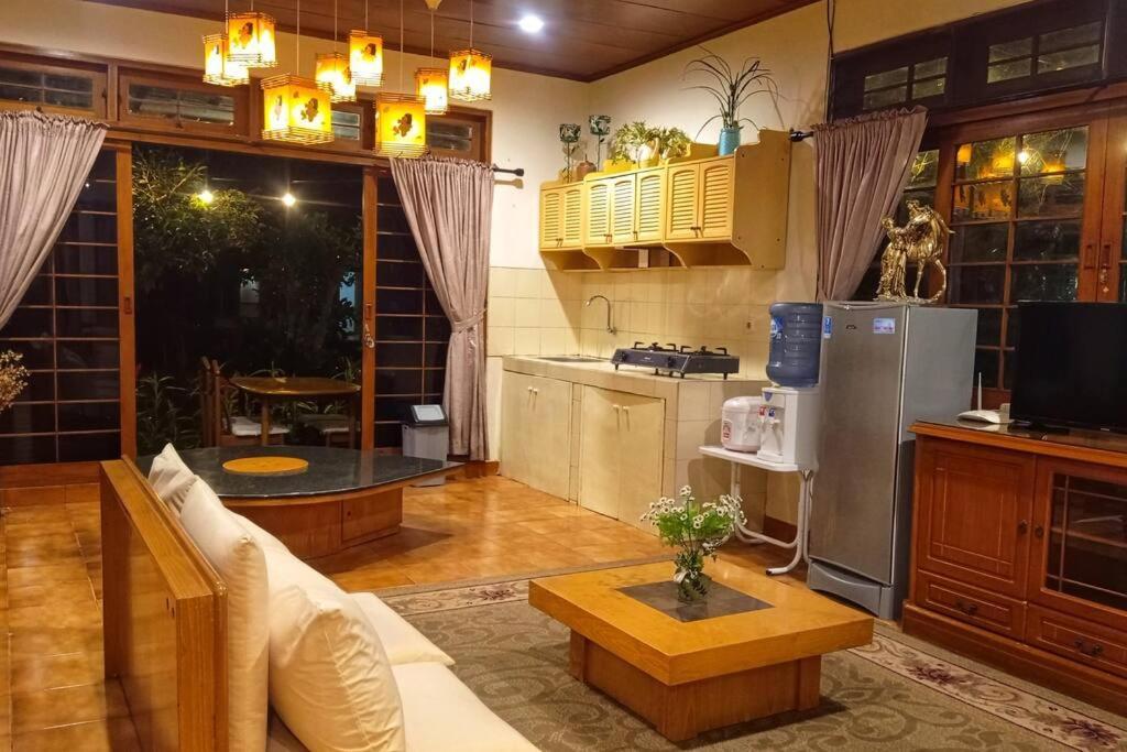 Designer Villa Tokyo 치안주르 외부 사진